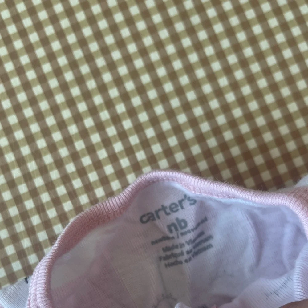 Carter’s Set of 2 newborn footless pajamas‎